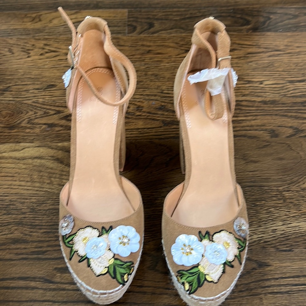 Bill Blass Emma Ankle High Slingback Size 8 Brand New W/Out Box
